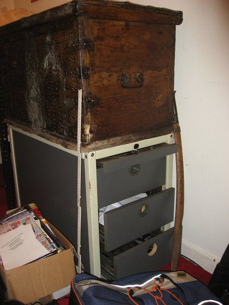 Truhe + Flötotto Unterstellcontainer